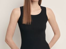 Майка приталенного силуэта