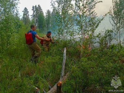 К Ергетскому наслегу в Верхневилюйском районе приблизился второй лесной пожар