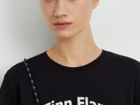 Футболка прямого силуэта