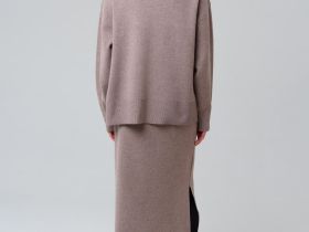 Комплект трикотажный для женщин: джемпер, юбка