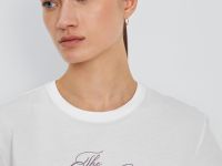 Футболка женская