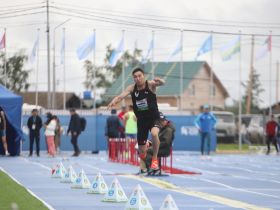 Кай Адамов вышел в лидеры по якутским прыжкам на Играх Манчаары