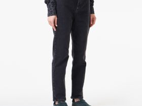 Женские прямые джинсы Lacoste