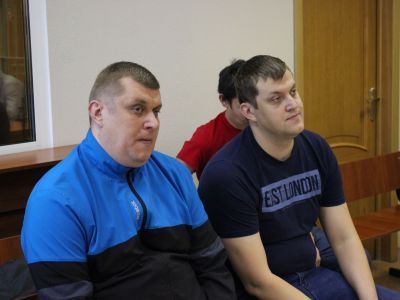 В Якутии братьев-хакеров, которые выкрали более 21 млн рублей, взяли под стражу в зале суда (ВИДЕО)