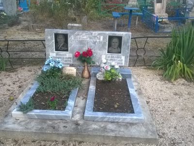 Могила И.К. Калугина (1909 - 1976), Героя Социалистического Труда