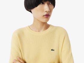 Женский свитер Lacoste свободного кроя