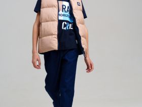 Жилет текстильный с полиуретановым покрытием для мальчиков