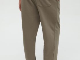 спортивные брюки