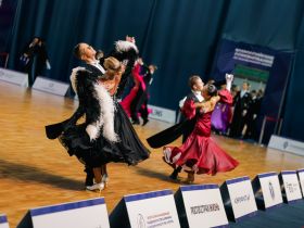 В Якутске начались всероссийские соревнования по танцевальному спорту