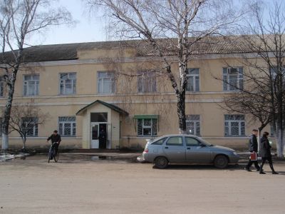 Здание заводоуправления, где работал с 1931 по 1941 гг. Герой Советского Союза В.Ф. Колбнев