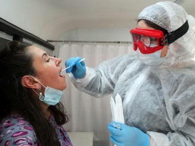 За последние сутки в Якутии госпитализировали четыре человека с COVID-19