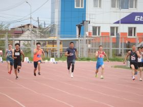 Новый король стометровки. Нюрбинец Айаал Иванов стал чемпионом Якутии