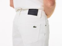 Мужские джинсовые шорты Lacoste приталенного кроя