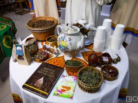 «Вкус хомуса»: в Якутске прошел необычный гастро-культурный вечер