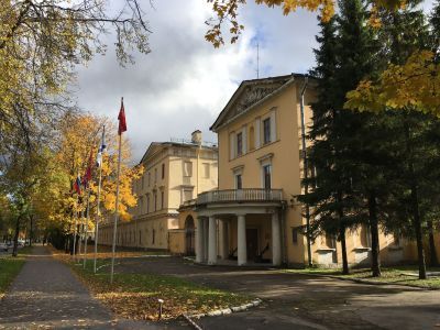 Комплекс зданий б. Кадетского корпуса