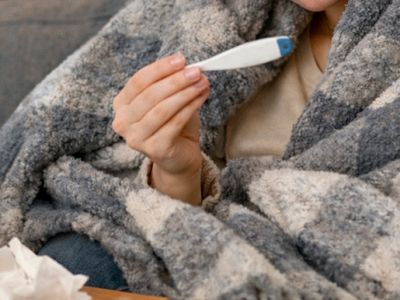 Можно ли пить чай при температуре: польза и вред