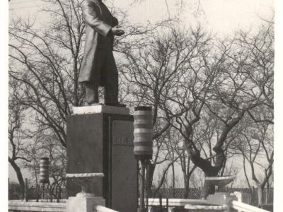 Памятник В.И. Ленину