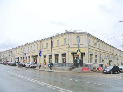 Жилой дом с лавками, нач. XIX в.