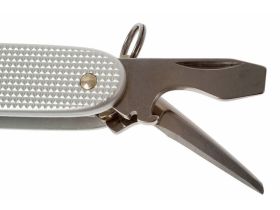 Нож перочинный Victorinox Farmer, сталь X55CrMo14, рукоять алюминиевый сплав Alox, серый