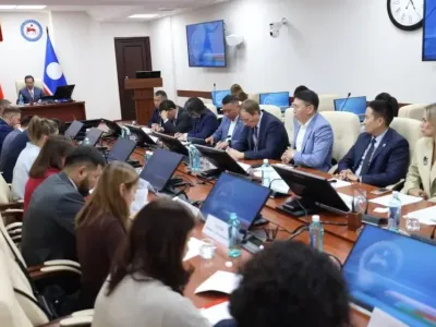 Глава Якутии потребовал усилить контроль за реализацией нацпроектов