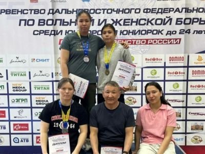 Три якутянки стали победителями первенства ДФО по борьбе