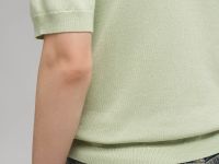 Легкий джемпер полуприлегающего кроя с коротким ру