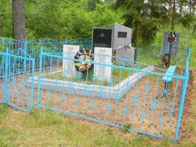 Братская могила партизан З-й Калининской бригады, погибших в 1942-1943 гг.