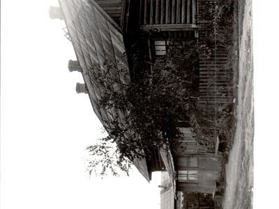 Дом, в котором в 1942 году в тылу врага размещались Дятьковский подпольный райком КПСС и Дятьковский райисполком