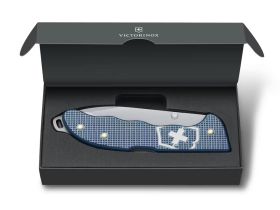 Нож Victorinox Evoke Alox Limited Edition 2026