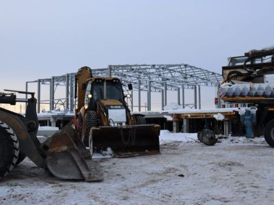 В Якутске продолжается строительство крытого катка с тёплым универсальным залом