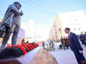 Ирина Гоголева получила премию главы Якутии имени Николая Кондакова