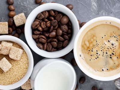 Сеть кофеен готовит кофе на сертифицированном Роскачеством органическом молоке