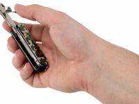 Многофункциональный швейцарский нож-брелок Victorinox Nail Clip 580, сталь X55CrMo14, рукоять Cellidor, камуфляж
