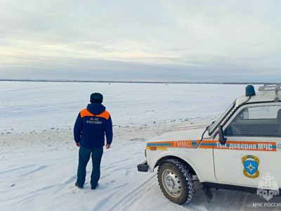 В Якутии открыта первая ледовая переправа в Жиганском районе