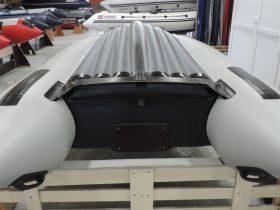 Лодка ПВХ COMPAS 285E