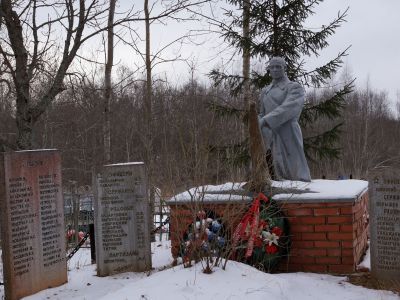 Братская могила воинов Советской Армии, погибших в 1943 г.