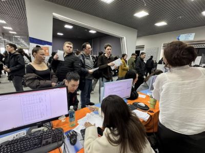 Более 5,7 тысяч человек приняли участие в ярмарке трудоустройства в Якутии