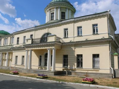 Флигель под бельведером