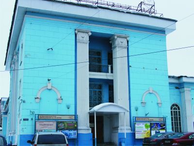 Здание Дома культуры моряков