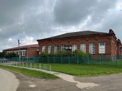 Здание школы