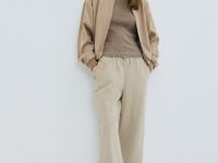 Бомбер, Бежевый