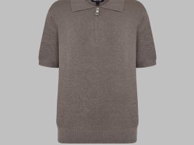 Легкий джемпер-поло полуприлегающего кроя