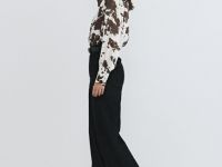 Широкие эластичные джинсы, Черный