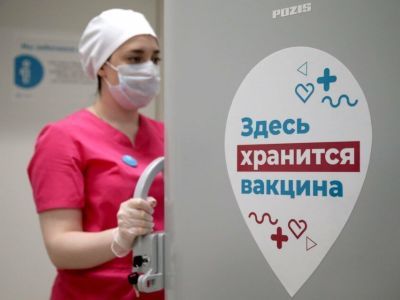 Прививать подростков от коронавируса хотят вакциной в виде капель