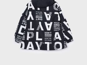 Куртка текстильная с полиуретановым покрытием для девочек (ветровка)