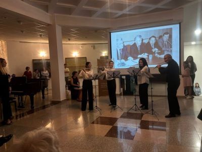 В Якутске состоялся концерт выпускников Высшей школы музыки, посвящённый памяти Михаила Николаева