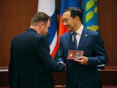 Работникам угледобывающей отрасли Якутии вручили госнаграды