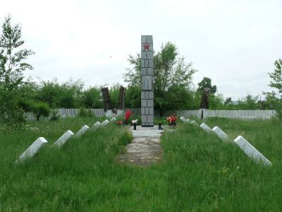 Памятник воинам-землякам, погибшим в годы Великой Отечественной войны