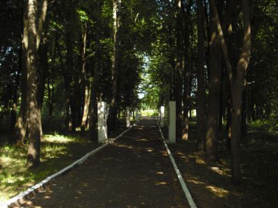 Памятное место, где в 1942 г. шли крупные бои I-й партизанской дивизии с немецко-фашистскими захватчиками