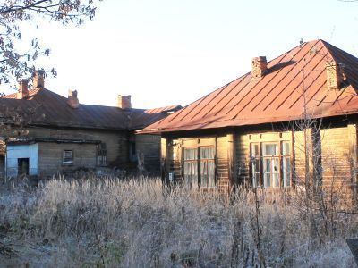 Дома для сотрудников (9 домов)